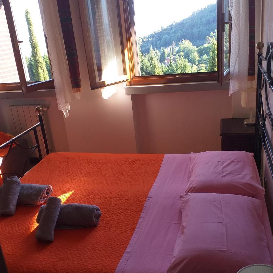 Podere"Sulle Soglie Del Bosco" Appartament And Rooms Pescia Extérieur photo